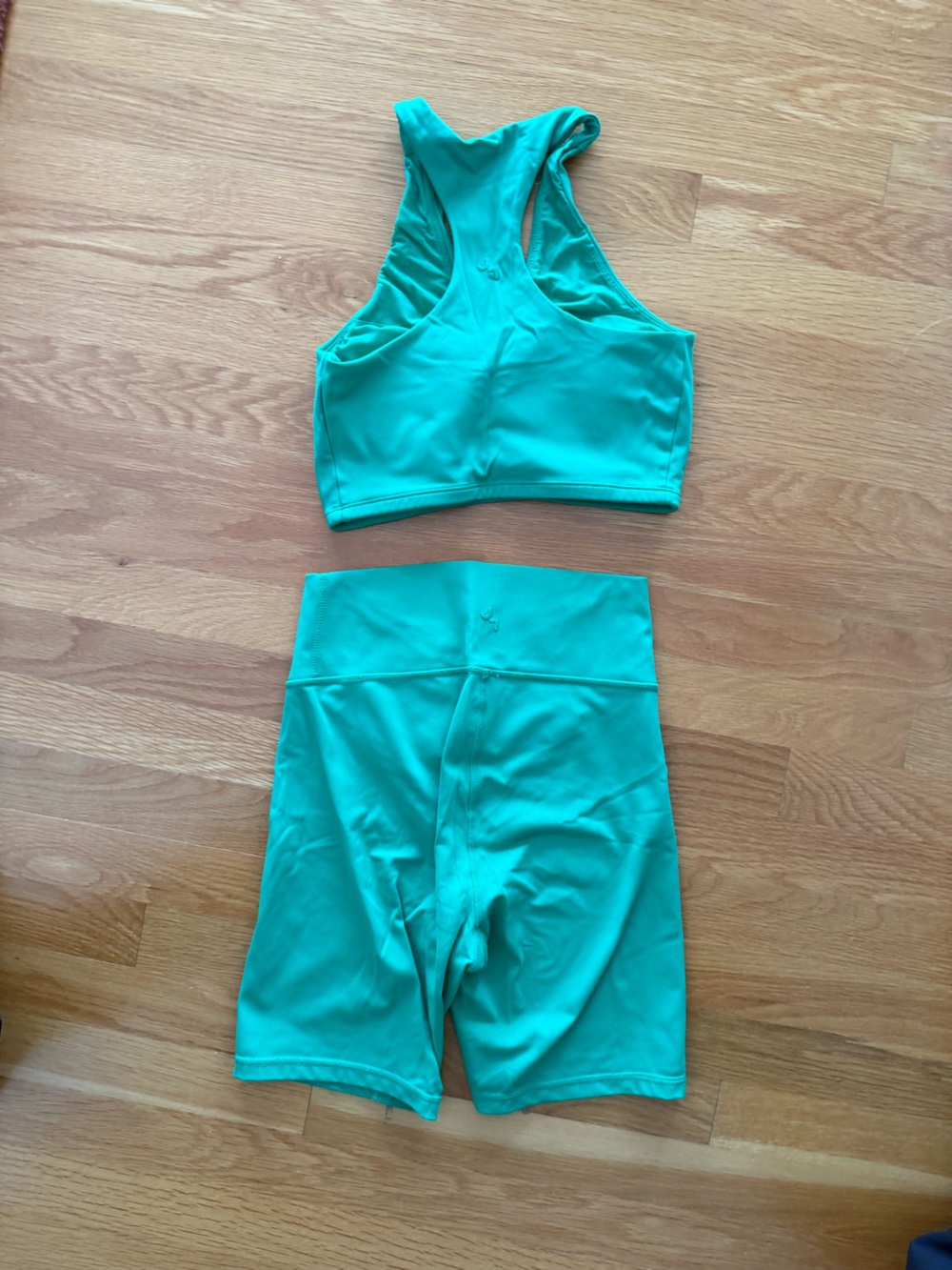 JoyLab Teal Green Racerback bra and matching High-Waist bike Shorts - Picture 6 of 6